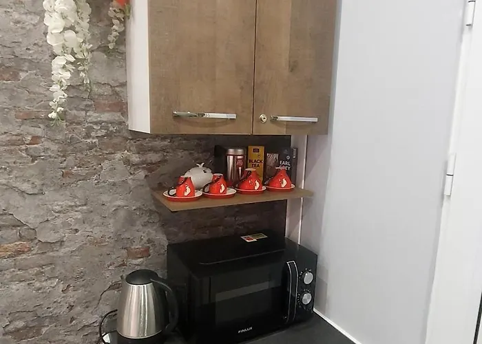 Hangar 94 - Center - Free Vouchers *